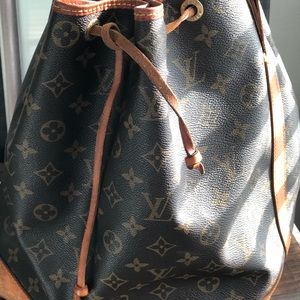 Authentic Louis Vuitton Grand Noe Large Model